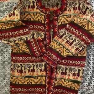 Ecuadorian Hand knit sweater